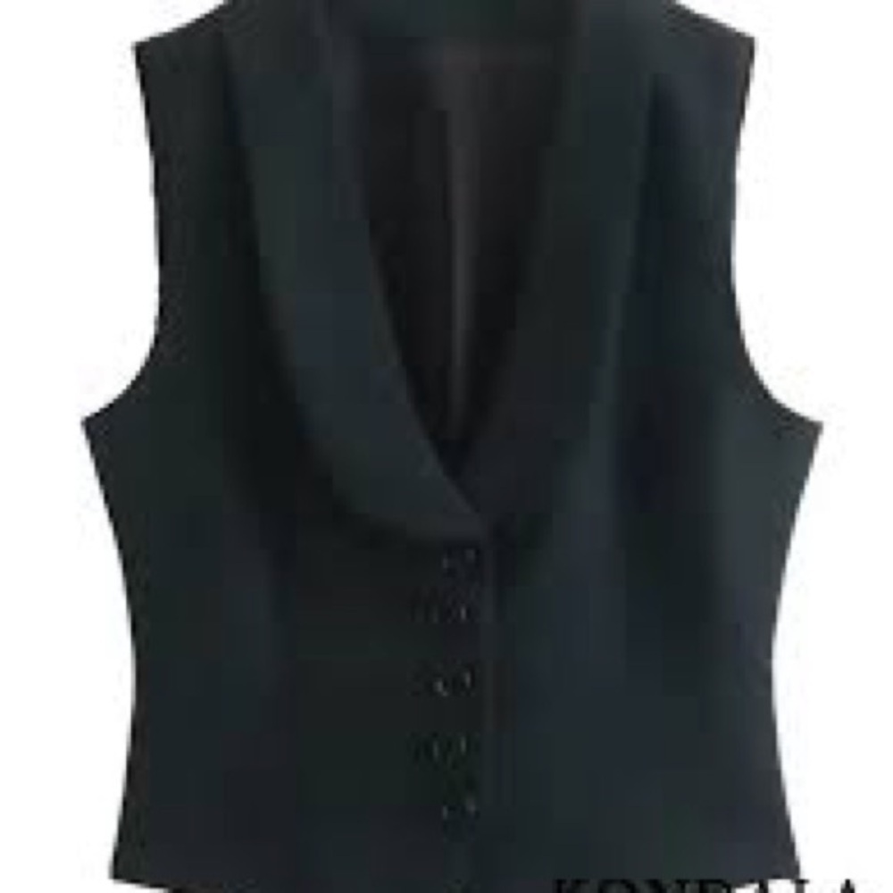 Commense Black Vest with Button Detail - Picture 3 of 11